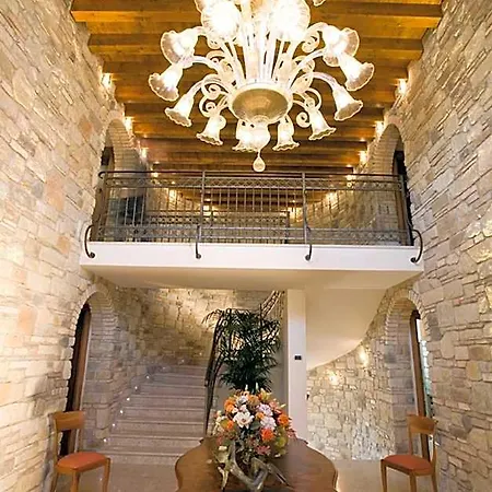 Purlilium Hotel