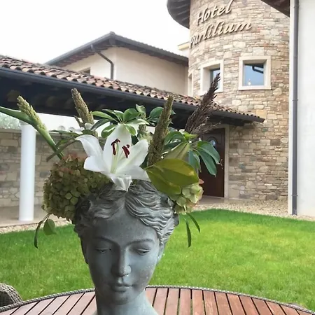 Purlilium Hotel