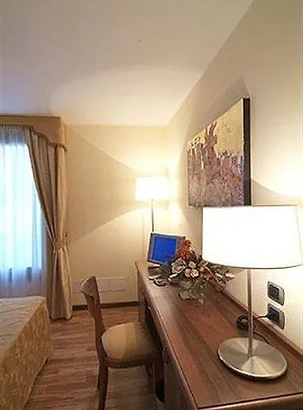 Hotel Purlilium 3*